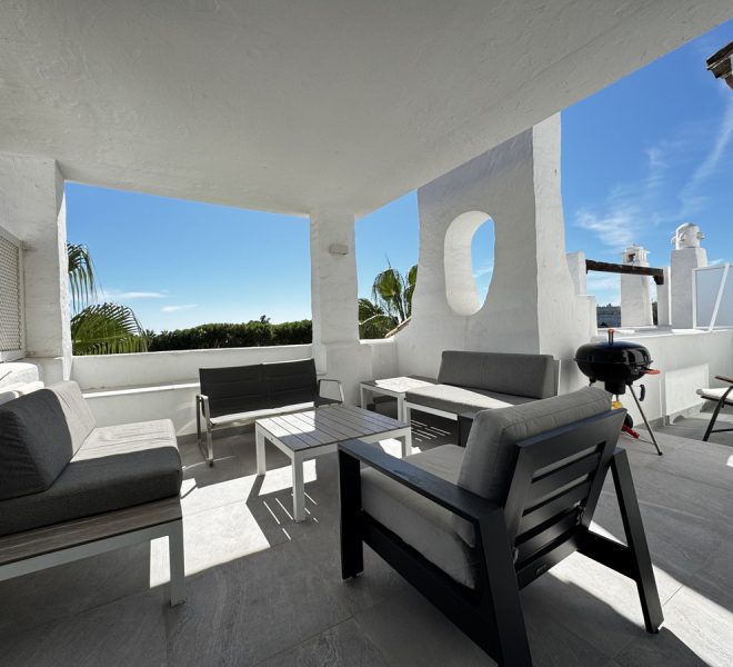 R5432302-Image 1-Penthouse Duplex - 4 Beds - 259 Built
