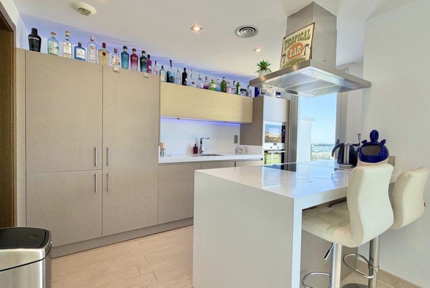R5434054-Apartment-For-Sale-Los-Arqueros-Penthouse-3-Beds-109-Built-10