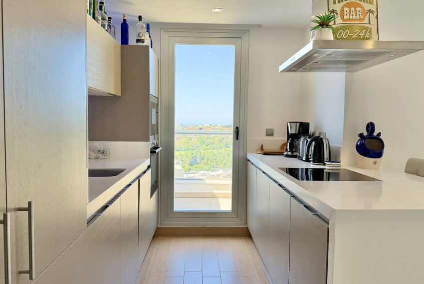 R5434054-Apartment-For-Sale-Los-Arqueros-Penthouse-3-Beds-109-Built-11