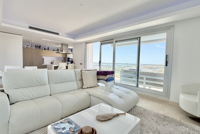 R5434054-Apartment-For-Sale-Los-Arqueros-Penthouse-3-Beds-109-Built-9