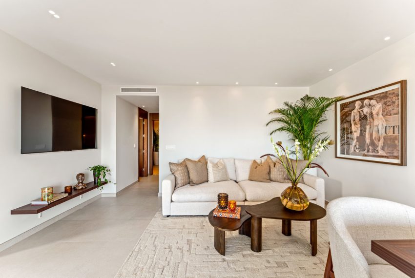 R5434135-Apartment-For-Sale-The-Golden-Mile-Middle-Floor-Apartment-3-Beds-126-Built-14