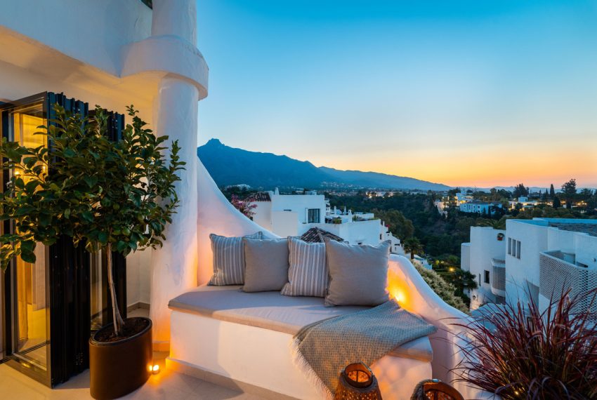 R5434135-Apartment-For-Sale-The-Golden-Mile-Middle-Floor-Apartment-3-Beds-126-Built-7