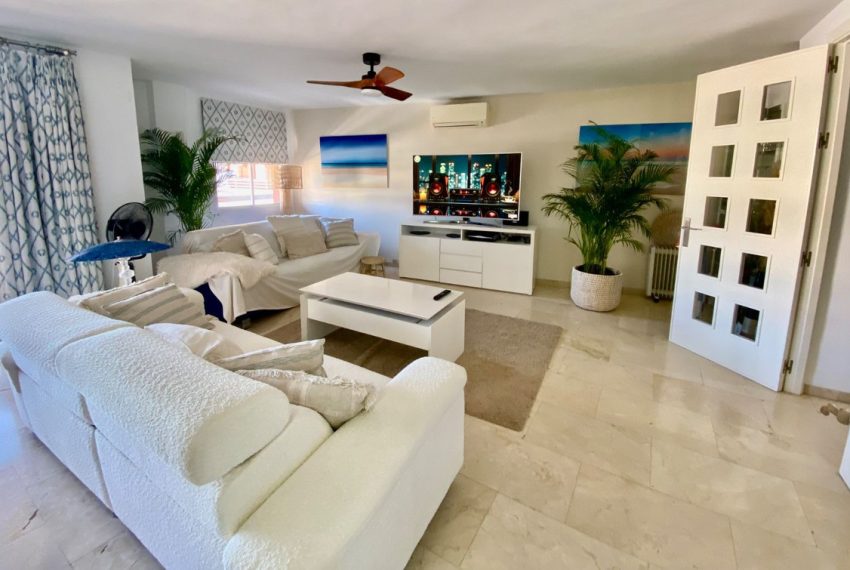 R5435008-Apartment-For-Sale-Marbella-Penthouse-Duplex-3-Beds-350-Built