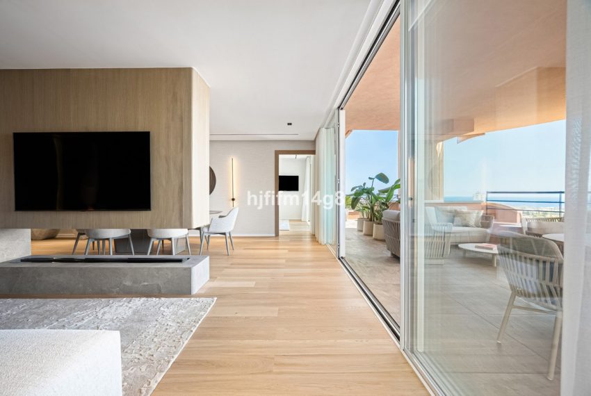 R5435245-Apartment-For-Sale-Nueva-Andalucia-Middle-Floor-Apartment-3-Beds-200-Built-10