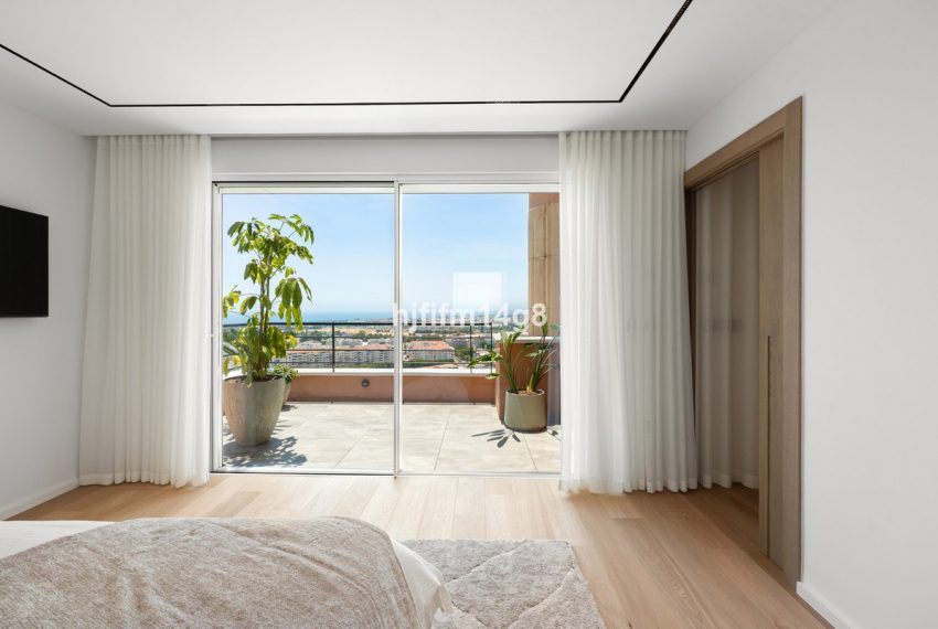 R5435245-Apartment-For-Sale-Nueva-Andalucia-Middle-Floor-Apartment-3-Beds-200-Built-13
