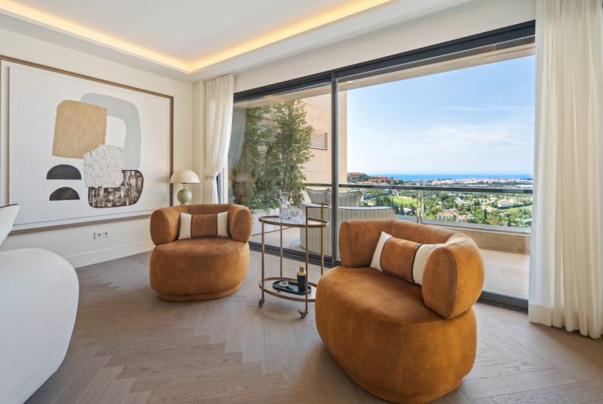 R5435302-Apartment-For-Sale-Nueva-Andalucia-Penthouse-5-Beds-576-Built-4
