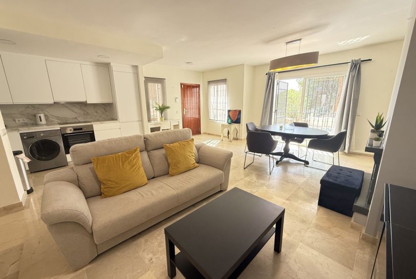 R5435794-Apartment-For-Sale-Aloha-Ground-Floor-Apartment-2-Beds-108-Built-4