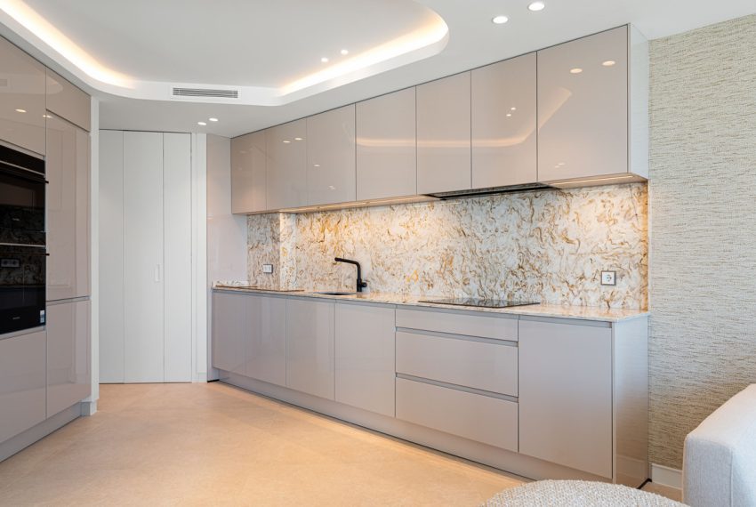 R5437045-Apartment-For-Sale-Marbella-Duplex-3-Beds-215-Built-6