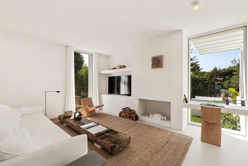 R5437339-House-For-Sale-El-Paraiso-Detached-Villa-4-Beds-262-Built-4