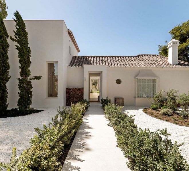 R5437339-Image 1-Detached Villa - 4 Beds - 262 Built