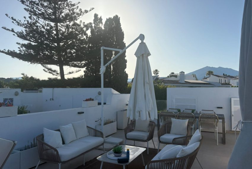 R5437990-Apartment-For-Sale-Nueva-Andalucia-Penthouse-Duplex-3-Beds-109-Built-1