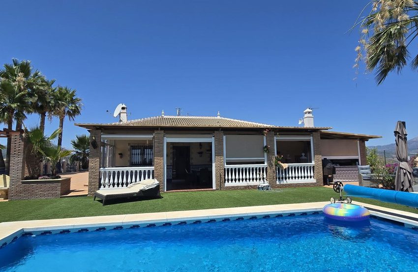 R5438353-House-For-Sale-Coin-Finca-Cortijo-5-Beds-197-Built-3