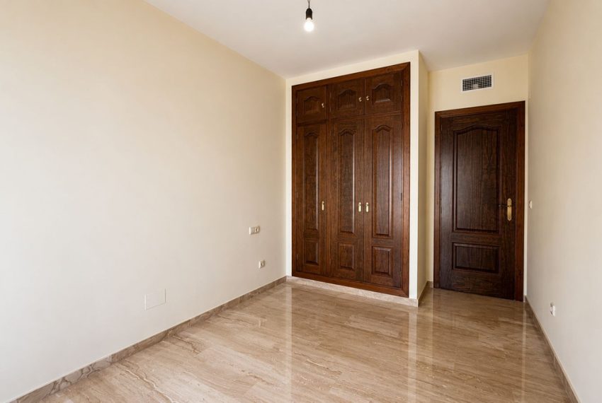 R5438368-Apartment-For-Sale-Estepona-Middle-Floor-Apartment-2-Beds-80-Built-15