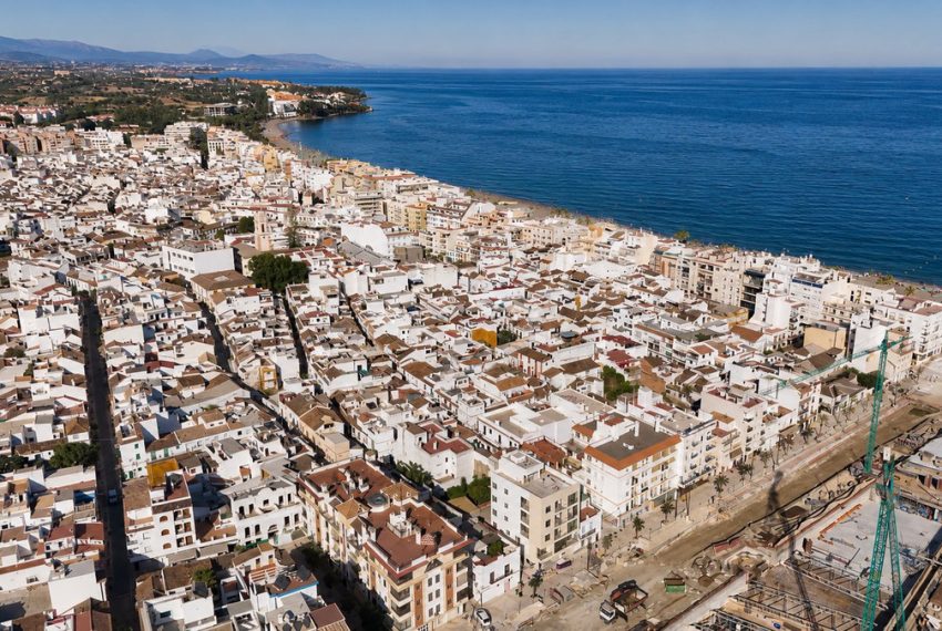 R5438368-Apartment-For-Sale-Estepona-Middle-Floor-Apartment-2-Beds-80-Built-2