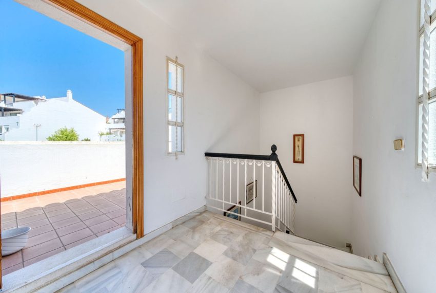 R5438410-House-For-Sale-Bel-Air-Townhouse-3-Beds-127-Built-11