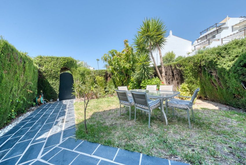 R5438410-House-For-Sale-Bel-Air-Townhouse-3-Beds-127-Built-4