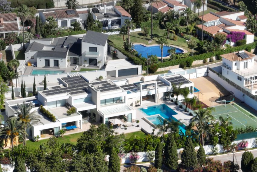 R5438548-House-For-Sale-El-Paraiso-Detached-Villa-7-Beds-1373-Built-15
