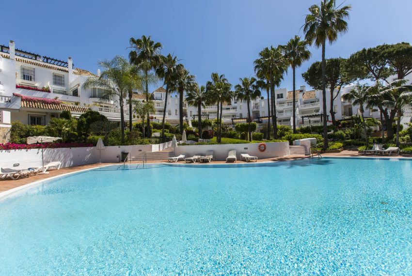 R5438602-Apartment-For-Sale-Marbella-Ground-Floor-Apartment-1-Beds-68-Built
