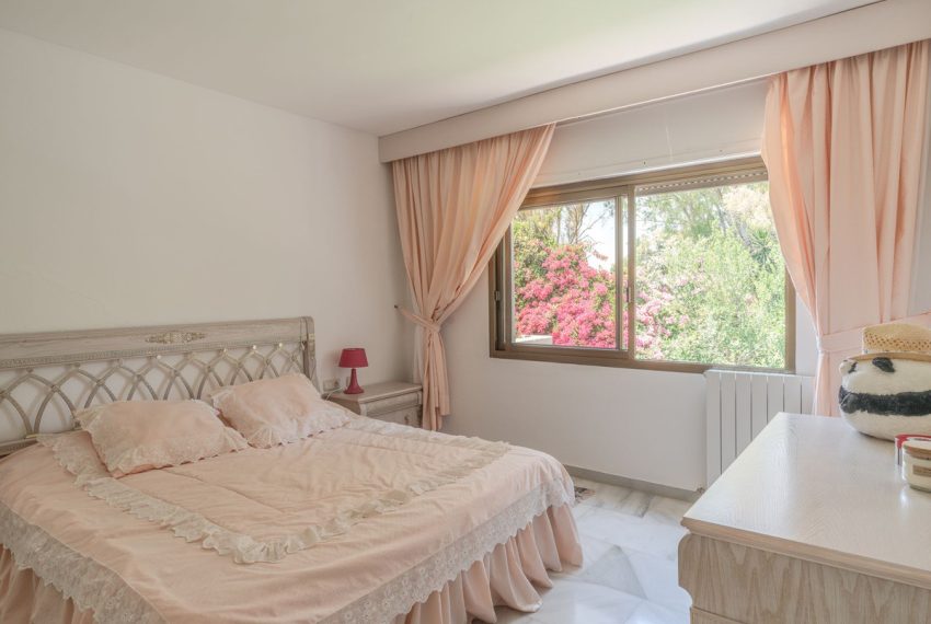 R5438638-Apartment-For-Sale-The-Golden-Mile-Penthouse-Duplex-4-Beds-230-Built-13