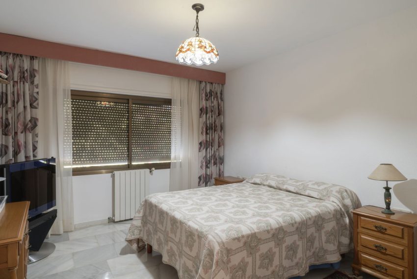 R5438638-Apartment-For-Sale-The-Golden-Mile-Penthouse-Duplex-4-Beds-230-Built-16