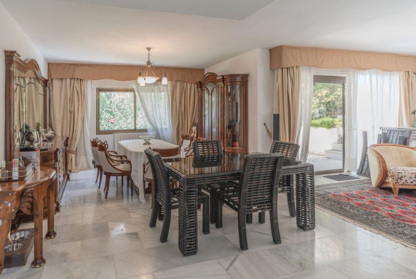 R5438638-Apartment-For-Sale-The-Golden-Mile-Penthouse-Duplex-4-Beds-230-Built-2