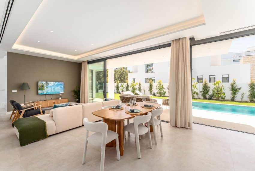 R5438731-House-For-Sale-Atalaya-Detached-Villa-5-Beds-308-Built-2