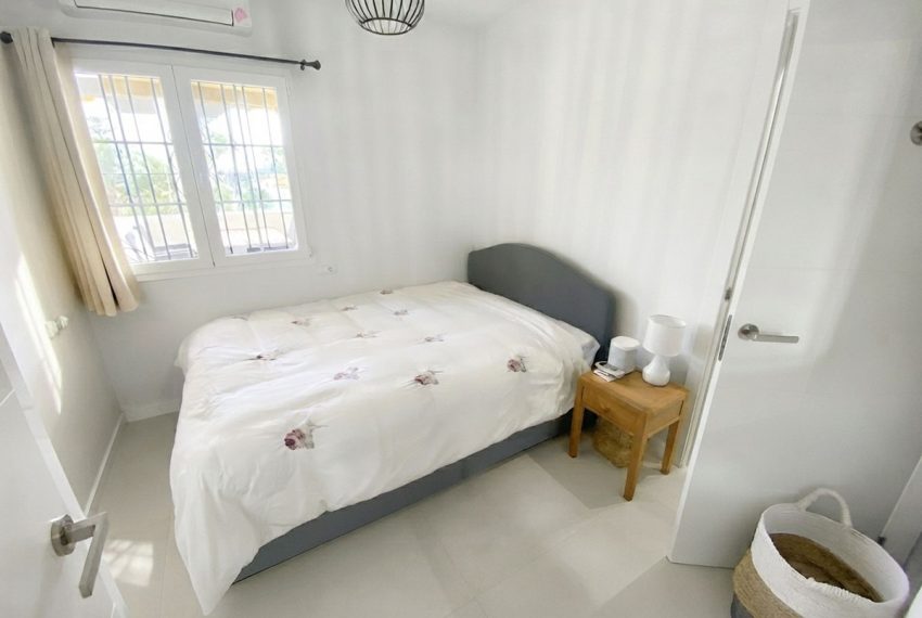 R5438803-Apartment-For-Sale-Nueva-Andalucia-Middle-Floor-Apartment-2-Beds-82-Built-5