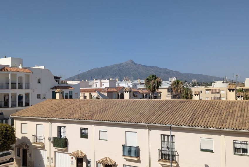 R5438824-Apartment-For-Sale-San-Pedro-de-Alcantara-Duplex-3-Beds-122-Built