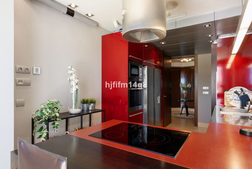 R5438905-Apartment-For-Sale-Nueva-Andalucia-Middle-Floor-Apartment-2-Beds-250-Built-8