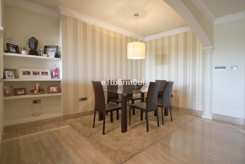 R5441530-Apartment-For-Sale-The-Golden-Mile-Middle-Floor-Apartment-3-Beds-147-Built-10