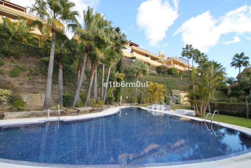 R5441530-Apartment-For-Sale-The-Golden-Mile-Middle-Floor-Apartment-3-Beds-147-Built-7