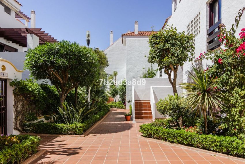 R5441785-Apartment-For-Sale-Nueva-Andalucia-Middle-Floor-Apartment-2-Beds-130-Built-10