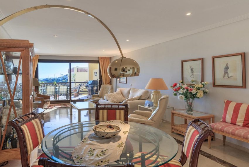 R5441797-Apartment-For-Sale-Benahavis-Ground-Floor-Apartment-3-Beds-138-Built