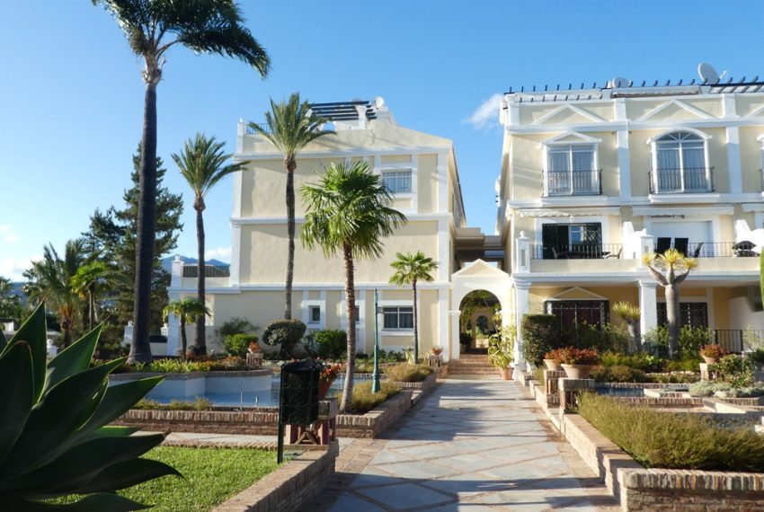 R5441809-Apartment-For-Sale-Nueva-Andalucia-Penthouse-2-Beds-122-Built-9
