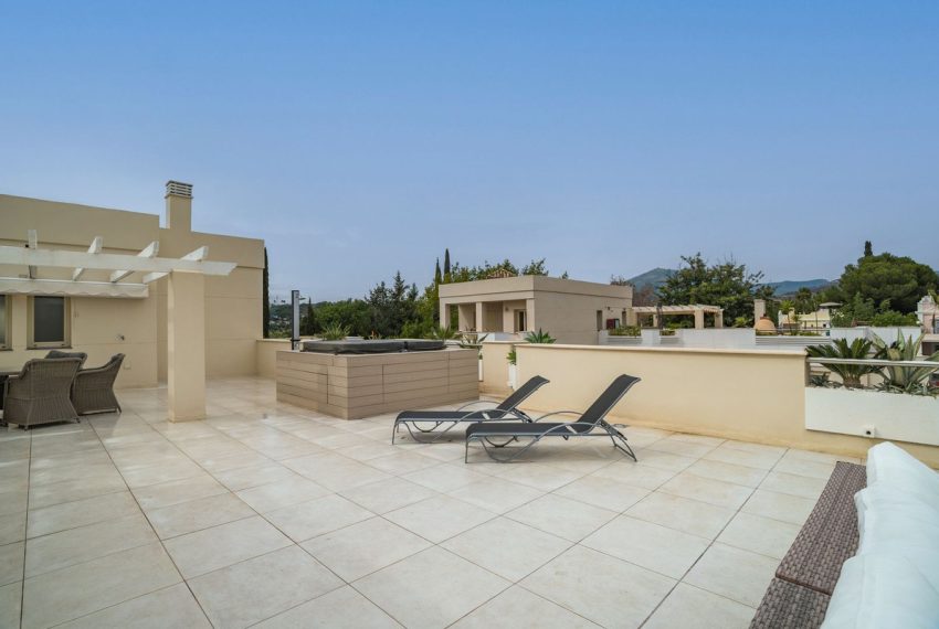 R5441815-Apartment-For-Sale-Nueva-Andalucia-Penthouse-3-Beds-133-Built-2