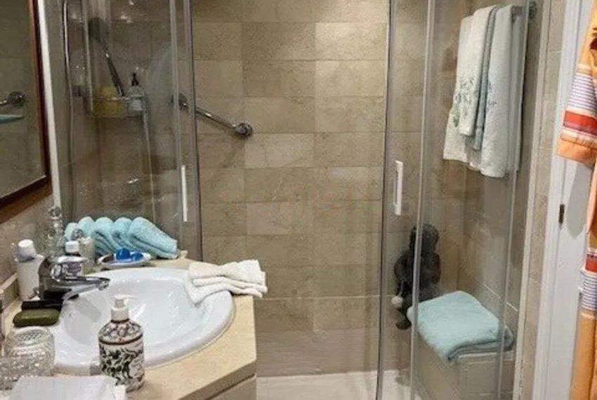 R5441986-Apartment-For-Sale-The-Golden-Mile-Middle-Floor-Apartment-2-Beds-110-Built-12