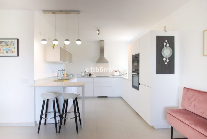 R5443729-Apartment-For-Sale-Nagueles-Penthouse-3-Beds-233-Built-6