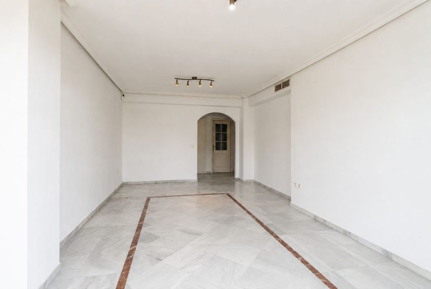 R5443951-Apartment-For-Sale-Nueva-Andalucia-Middle-Floor-Apartment-3-Beds-112-Built-2