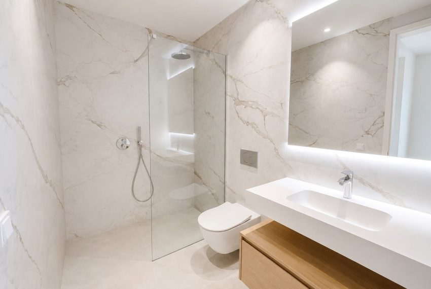 R5444563-Apartment-For-Sale-The-Golden-Mile-Middle-Floor-Apartment-3-Beds-193-Built-18