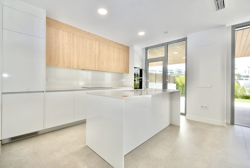 R5445001-Apartment-For-Sale-Marbella-Ground-Floor-Apartment-3-Beds-205-Built-12