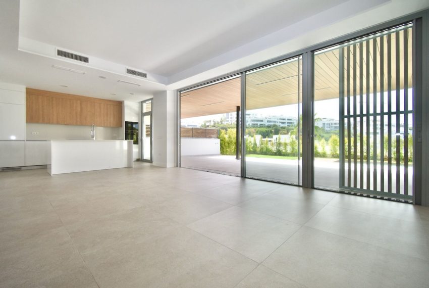 R5445001-Apartment-For-Sale-Marbella-Ground-Floor-Apartment-3-Beds-205-Built-9