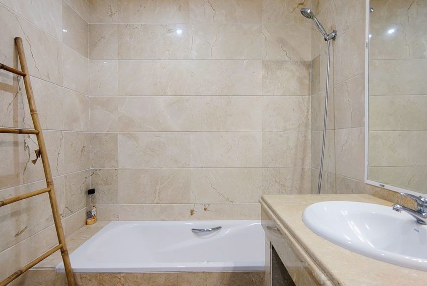 R5445004-Apartment-For-Sale-Nueva-Andalucia-Middle-Floor-Apartment-2-Beds-100-Built-14