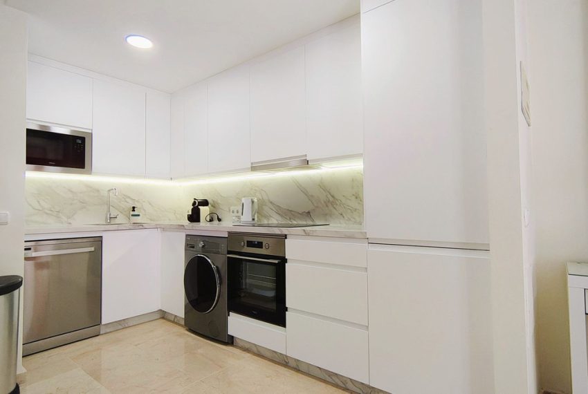 R5445004-Apartment-For-Sale-Nueva-Andalucia-Middle-Floor-Apartment-2-Beds-100-Built-8