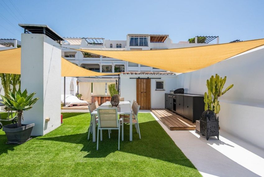 R5445166-Apartment-For-Sale-La-Quinta-Penthouse-3-Beds-247-Built-2