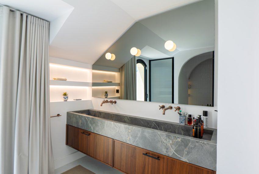R5447287-Apartment-For-Sale-Benahavis-Penthouse-Duplex-3-Beds-251-Built-3