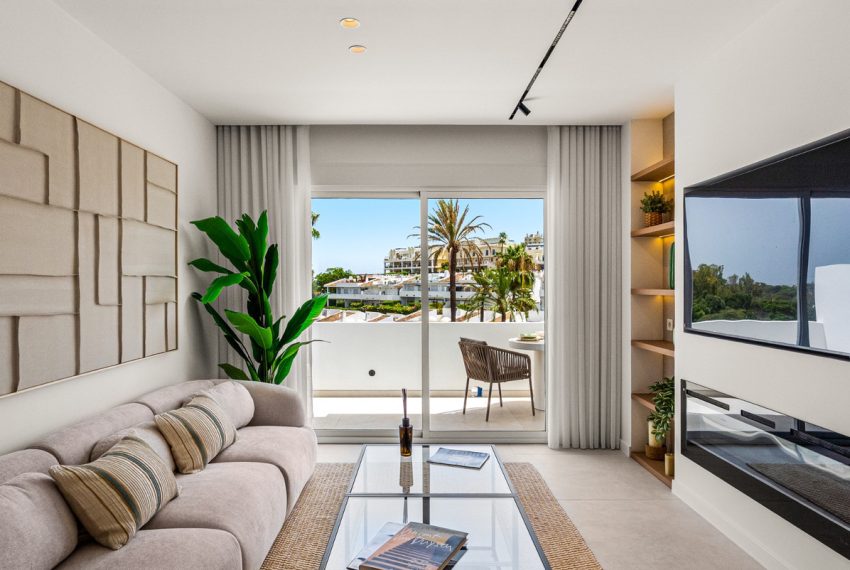 R5447665-Apartment-For-Sale-Nueva-Andalucia-Penthouse-Duplex-2-Beds-109-Built-3