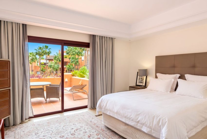 R5448214-Apartment-For-Sale-Nueva-Andalucia-Middle-Floor-Apartment-2-Beds-154-Built-1