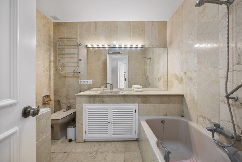 R5448475-Apartment-For-Sale-Guadalmina-Alta-Middle-Floor-Apartment-2-Beds-234-Built-14