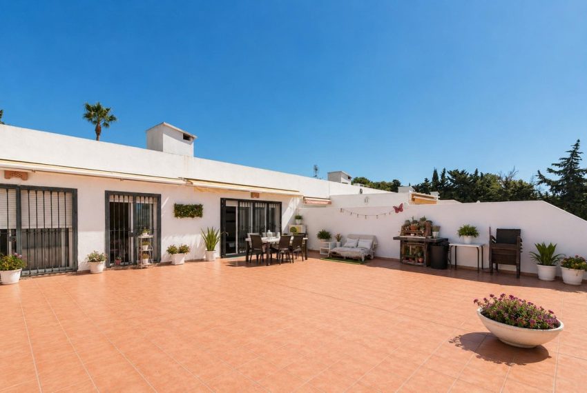 R5449546-Apartment-For-Sale-Marbella-Middle-Floor-Apartment-2-Beds-85-Built