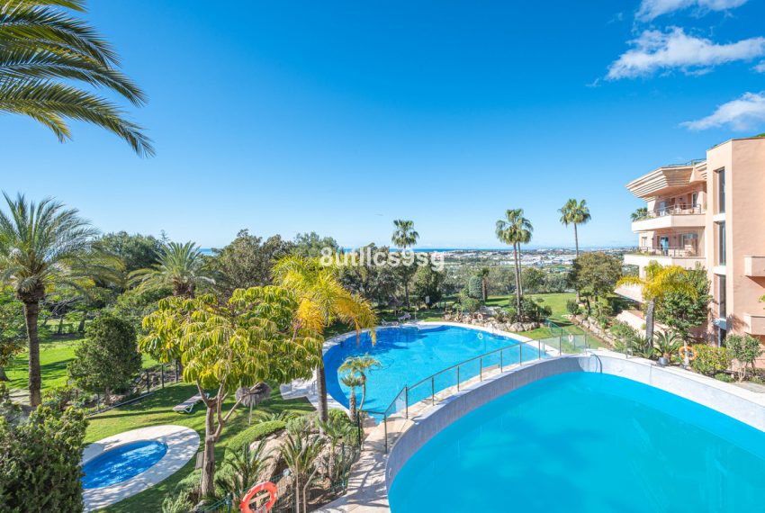 R5081176-Apartment-For-Sale-Nueva-Andalucia-Ground-Floor-Apartment-3-Beds-162-Built